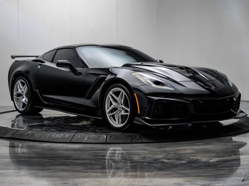 Used 2019 Chevrolet Corvette ZR1 image 28