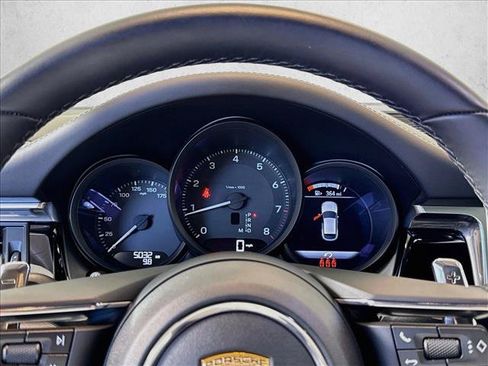 Certified 2026 Porsche Macan Turbo AWD/4WD image 15