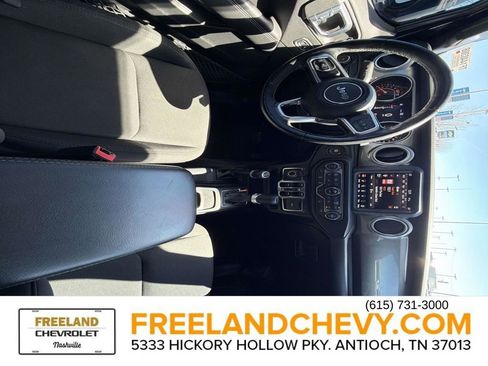 Used 2020 Jeep Wrangler Unlimited Sahara image 19