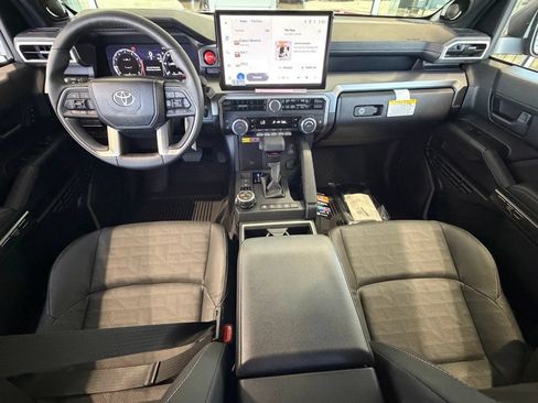 Certified 2026 Toyota 4Runner TRD Off-Road Premium w/ Tow Technology Package AWD/4WD image 34
