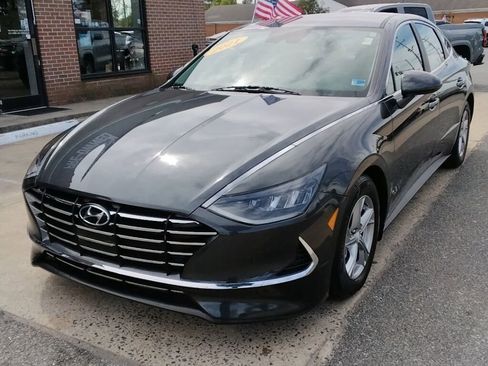 Used 2021 Hyundai Sonata SE w/ Preferred Accessory Package image 1