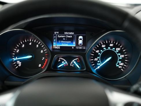 Used 2015 Ford Escape Titanium FWD image 17