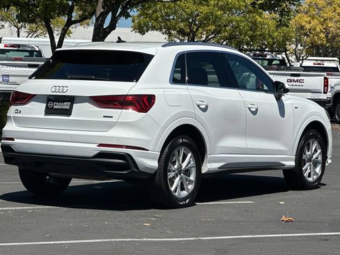Used 2025 Audi Q3 2.0T Premium AWD/4WD image 4