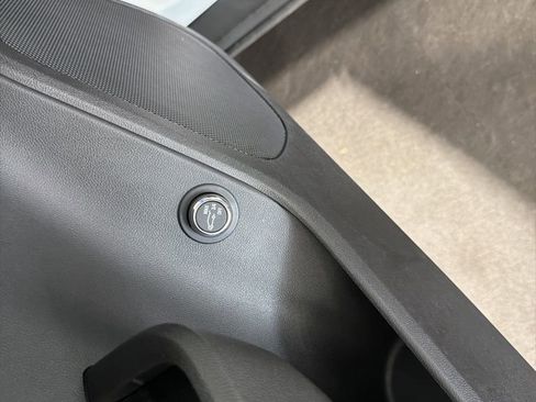 Certified 2023 Chevrolet Blazer LT image 34