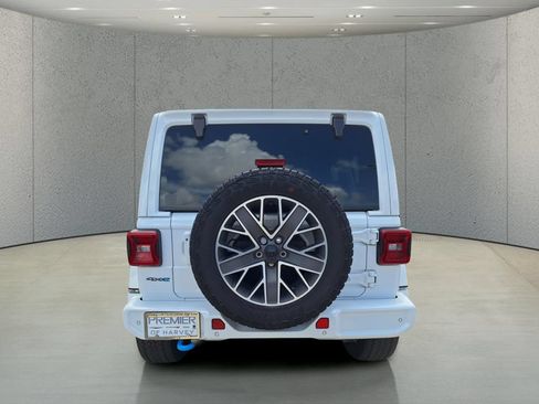 Used 2024 Jeep Wrangler High Altitude AWD/4WD image 4