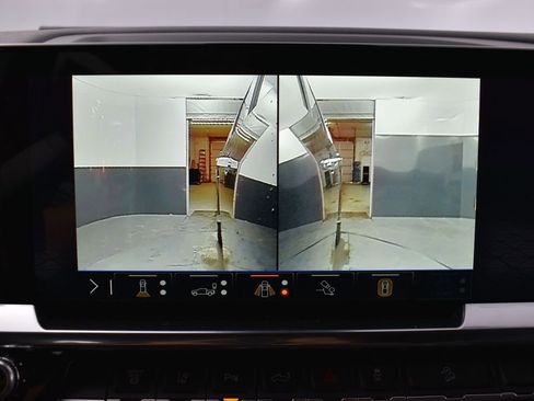 New 2025 GMC Sierra 2500 SLT image 17