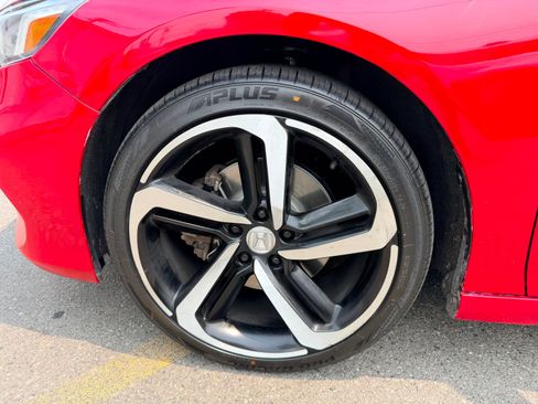 Used 2018 Honda Accord Sport image 36