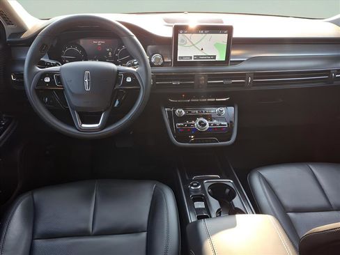 Certified 2022 Lincoln Corsair AWD w/ Equipment Group 101A image 16