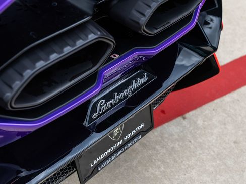 Used 2026 Lamborghini Revuelto AWD/4WD image 16