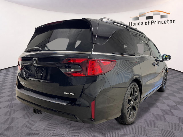 New 2027 Honda Odyssey Sport-L image 3