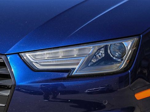 Used 2019 Audi A4 2.0T Premium image 4