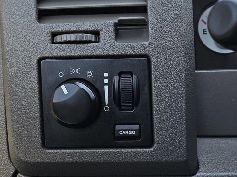 Used 2007 Dodge Ram 2500 Truck SLT image 20