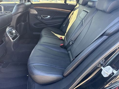 Used 2017 Mercedes-Benz S 550 Sedan image 13