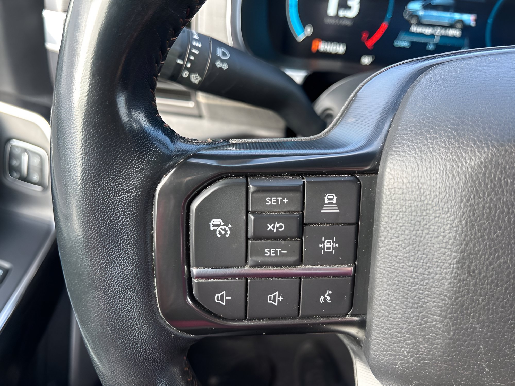Used 2023 Ford F150 Platinum w/ Equipment Group 701A High AWD/4WD image 25