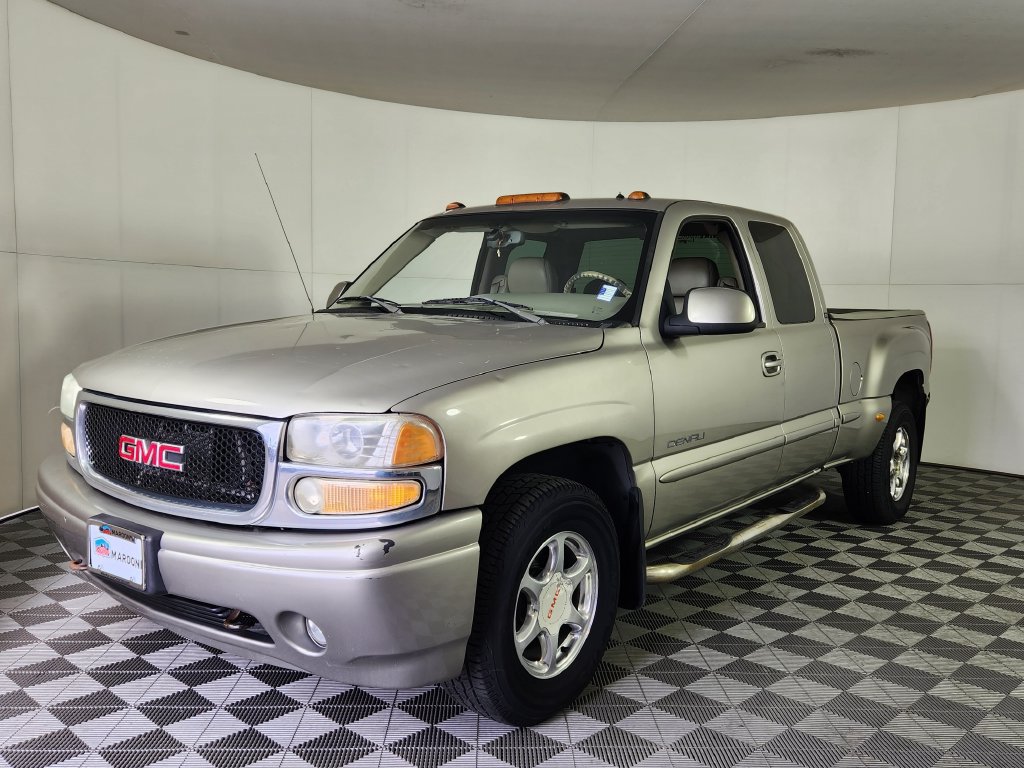 Used 2002 GMC Sierra 1500 Denali AWD/4WD image 3