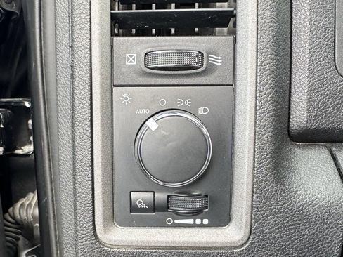 Used 2023 RAM 1500 Tradesman w/ Power & Remote Entry Group image 13