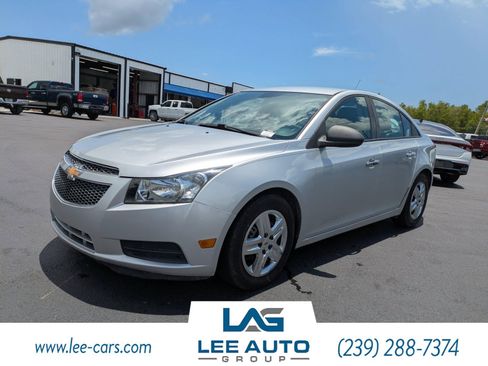 Used 2014 Chevrolet Cruze LS FWD image 7