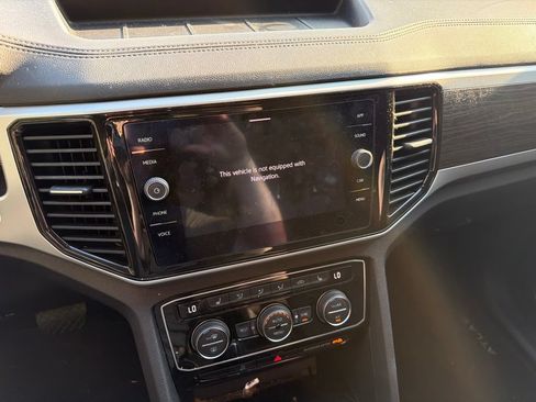 Used 2022 Volkswagen Atlas SE FWD image 19