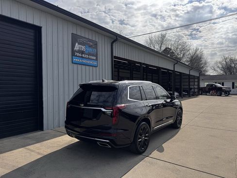 Used 2020 Cadillac XT6 Premium Luxury image 14