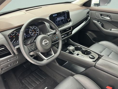 Used 2023 Nissan Rogue SL w/ SL Premium Package AWD/4WD image 11