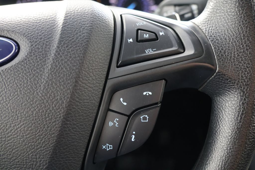 Used 2019 Ford Edge SE AWD/4WD image 12