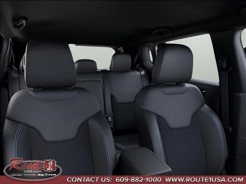 New 2026 Jeep Compass Latitude AWD/4WD image 27
