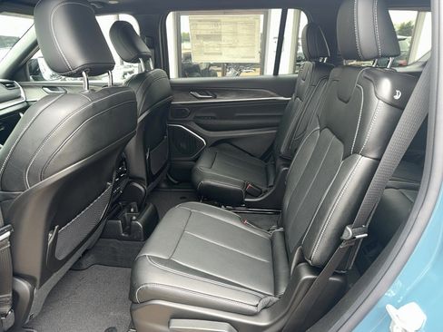 New 2026 Jeep Grand Cherokee L Limited AWD/4WD image 14