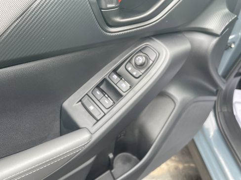 Used 2025 Subaru Crosstrek 2.0i Premium image 22