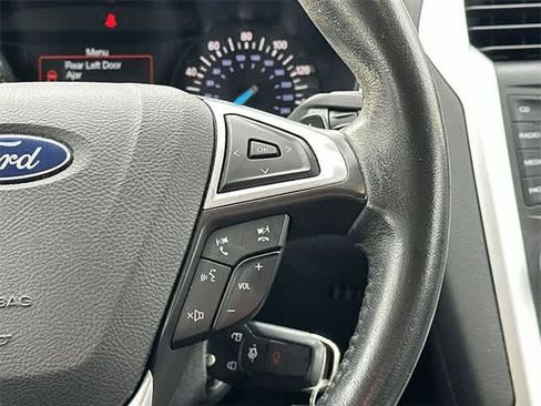 Used 2015 Ford Fusion SE w/ Equipment Group 201A image 10