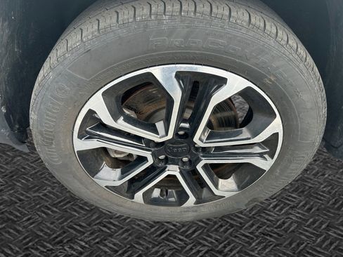 Used 2023 Jeep Compass Limited AWD/4WD image 11