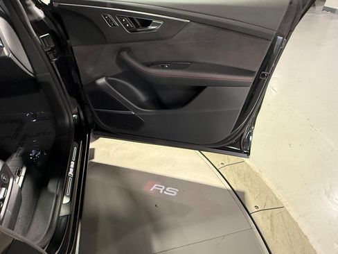 Used 2024 Audi RS Q8 AWD/4WD image 44