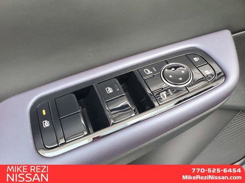 New 2026 Nissan Leaf Platinum+ w/ Cargo Package (Platinum+) image 12