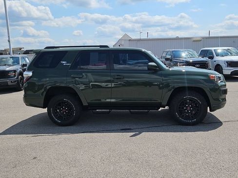 Used 2022 Toyota 4Runner TRD Sport AWD/4WD image 6