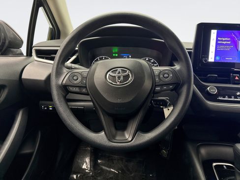 Used 2024 Toyota Corolla LE image 12