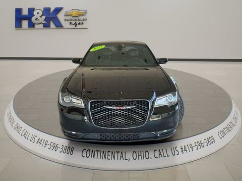 Used 2023 Chrysler 300 S RWD image 2