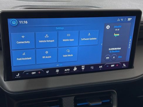 New 2026 Ford Maverick Lobo image 34