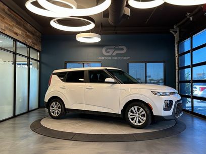 Used 2022 Kia Soul LX