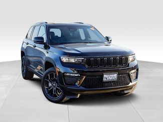 Used 2025 Jeep Grand Cherokee Limited AWD/4WD video 2