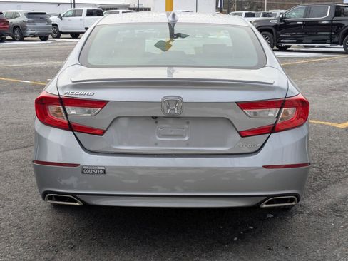 Used 2019 Honda Accord Sport image 6