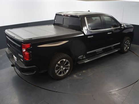 Used 2023 Chevrolet Silverado 1500 High Country w/ Technology Package image 40