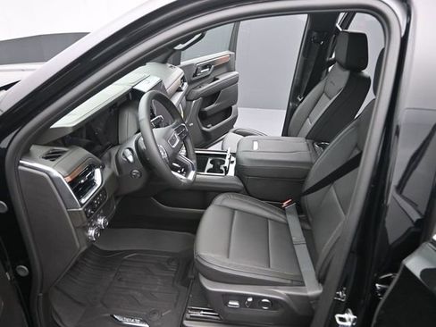 New 2026 GMC Yukon Denali w/ Sun & Power Step Package image 10