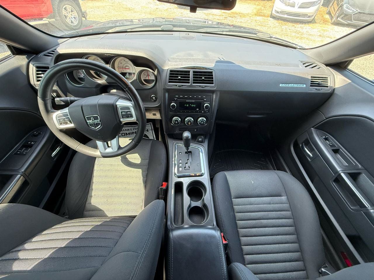 Used 2014 Dodge Challenger SXT RWD image 22