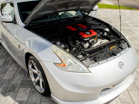 Used 2009 Nissan 370Z NISMO RWD image 26