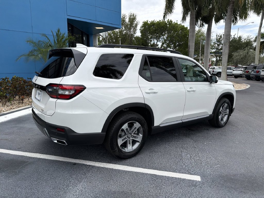 New 2026 Honda Pilot EX-L image 8