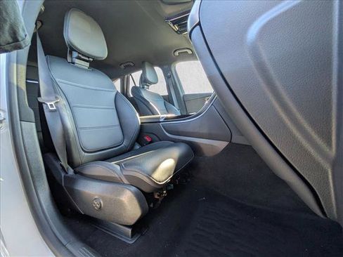 Certified 2024 Mercedes-Benz GLC 300 4MATIC image 19