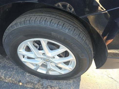 Used 2023 Chevrolet Equinox LT FWD image 8
