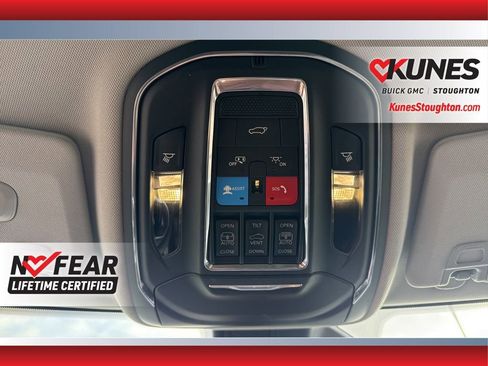 Used 2022 Jeep Grand Cherokee Limited 4xe image 37