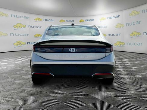 Certified 2025 Hyundai Sonata SE image 11