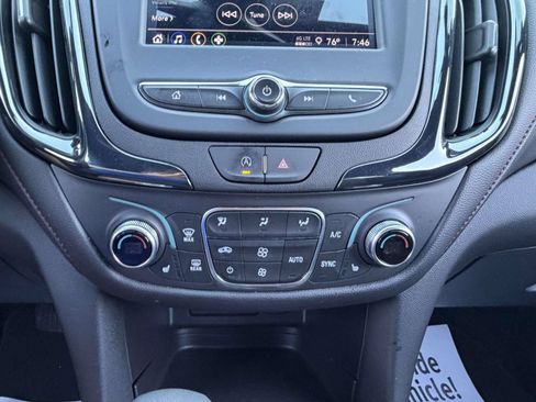 Used 2024 Chevrolet Equinox RS AWD/4WD image 23