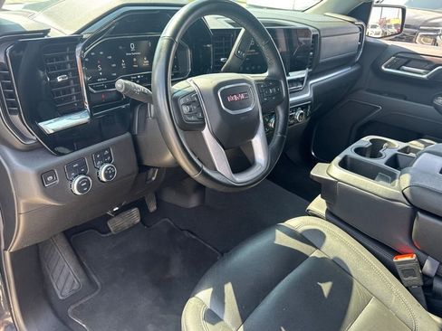 Used 2025 GMC Sierra 1500 SLT AWD/4WD image 21